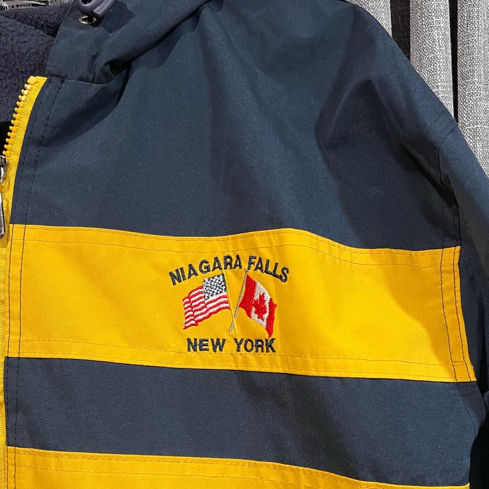 Vintage Fisherman jacket Niagara Falls New York/ Canada